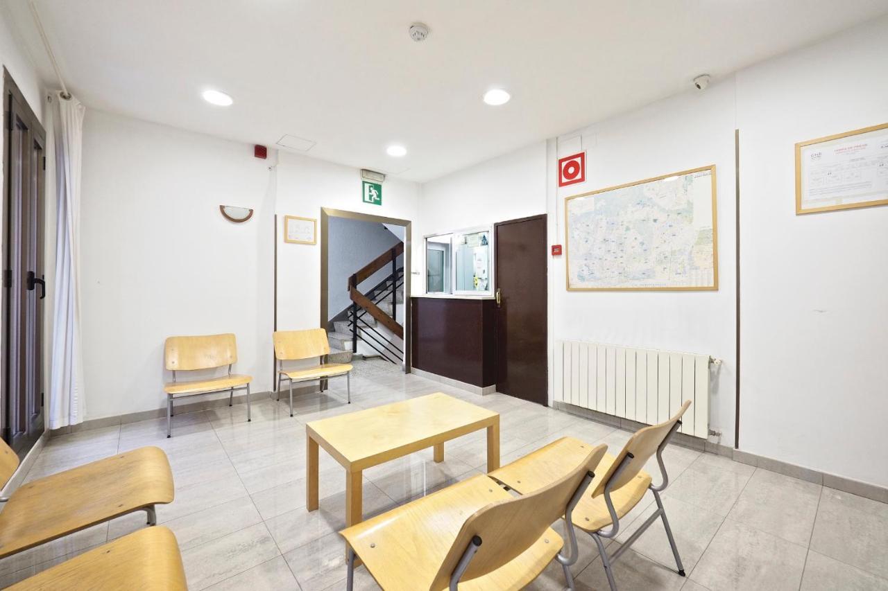 Hostal Ballestero Барселона Экстерьер фото